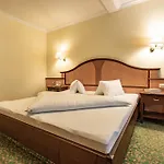 Berghof Hotel 4*