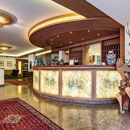 Berghof Gmbh מלון