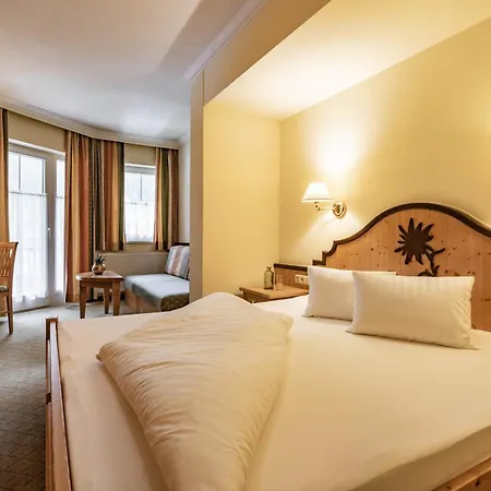 Berghof 4* Майрхофен