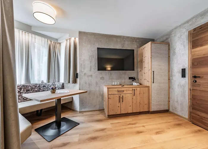 Hotel Berghof 4*