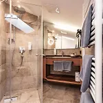 Berghof 4*