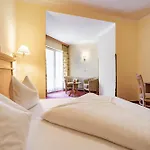 Hotel Berghof 4*
