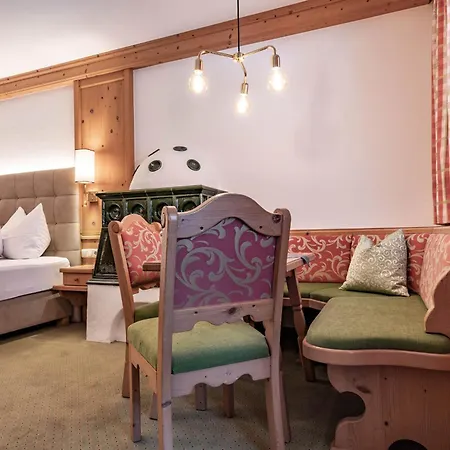 Hotel Berghof Gmbh Mayrhofen